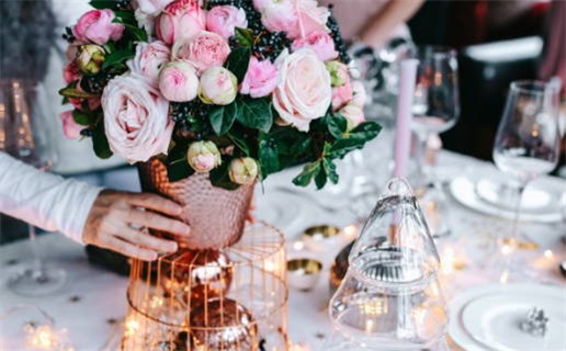 2025年11月12日结婚好吗 适不适合办婚礼 2025年11月12日结婚好吗 适不适合办婚礼